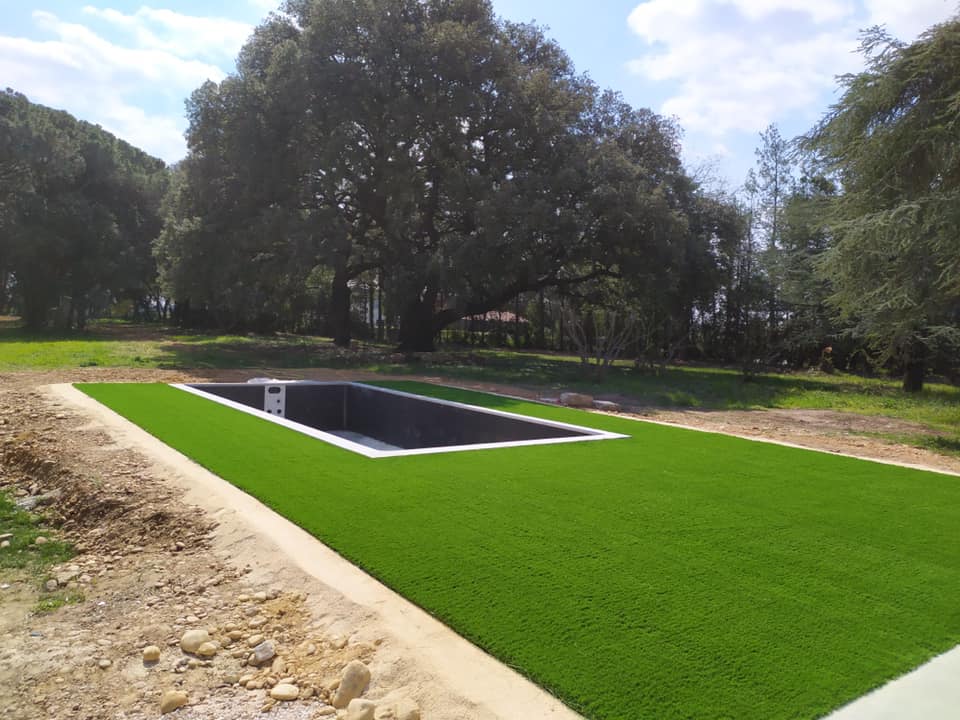 Pose et vente de pelouse synthétique à avignon